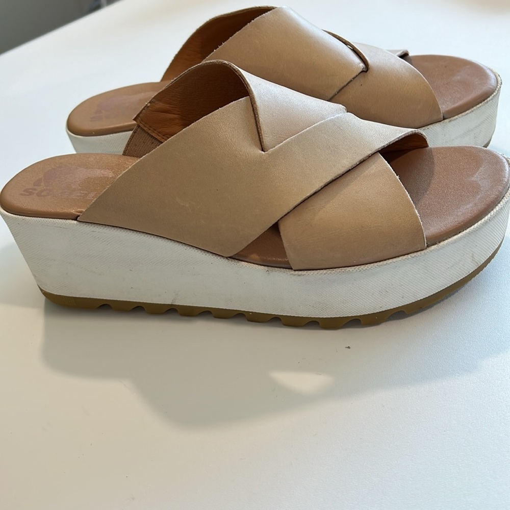 Sorel - 8, Beige, Tan Wedge Sandals - image 2